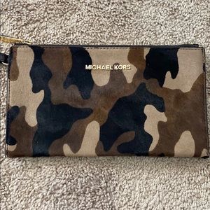 Michael Kors clutch